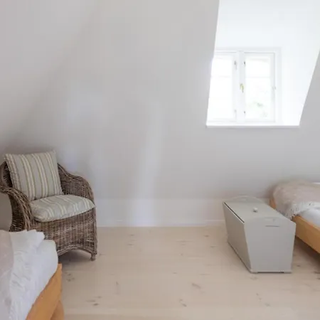 Idyllische Kleine Reetdachkate Mit Blick Ueber Felder - Kamin, Terrasse & Privatparkplatz